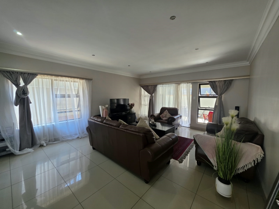 3 Bedroom Property for Sale in Wild Olive Estate Free State